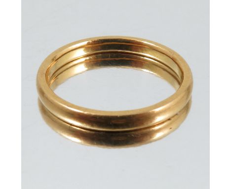 A 22 carat gold plain wedding ring, 2.5g grossCondition Report:  Ring size j1/2