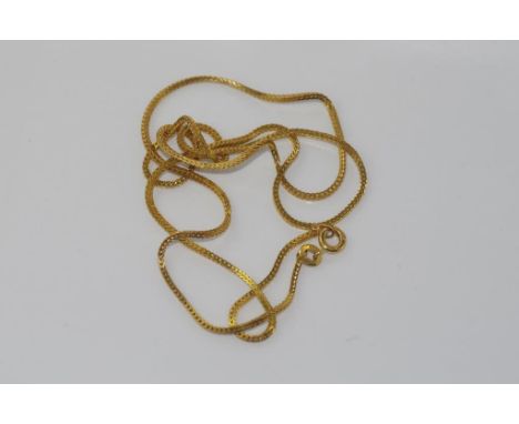 18ct yellow gold box chain weight: approx 4.6 grams, size: approx 50cm length