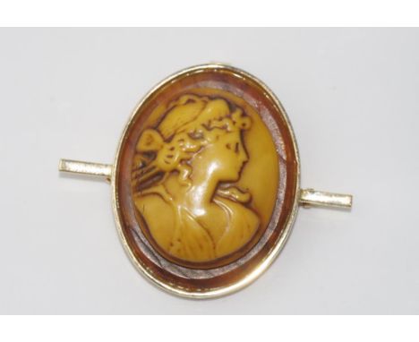 Unusual vintage 14ct yellow gold cameo pendant or brooch, weight: approx 9.95 grams
