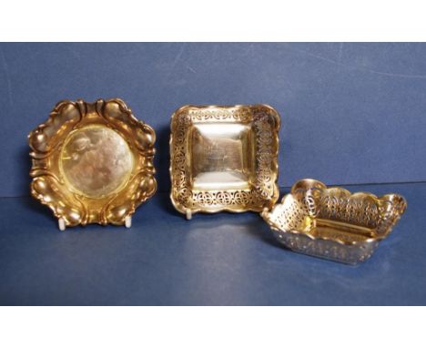 Pair George V sterling silver sweetmeat dishes Birmingham 1918, makers William Hutton & Sons. Pierced decoration; together wi