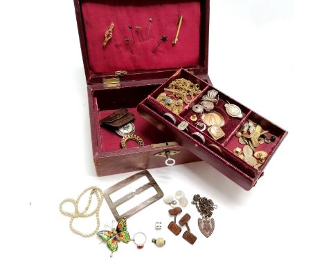 Antique red leather jewellery box containing mostly antique jewellery inc 'in memoriam' (John Butler died 1754 aged 35) ring 