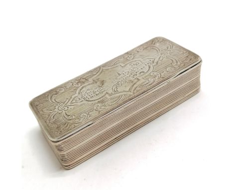 Antique Continental silver marked table snuff box with gilded interior - 9cm across &amp; 98g total weight ~ has some dents 