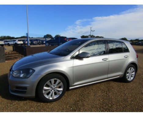 Make &amp; Model: Vw Golf SE B/M Tech TDIDate of Reg: BN63 DHGColour: Silvercc: 1598MoT: 24-09-2021Fuel Type: DIESELMileage: 