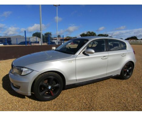 Make &amp; Model: BMW 116i Edition ESDate of Reg: MA09 FLXColour: Silvercc: 1599MoT: 10-12-2021Fuel Type: PETROLMileage: 96kT