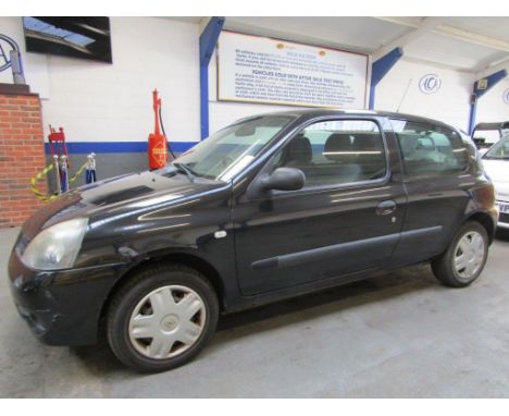 Make &amp; Model: Renault Clio CampusDate of Reg: MK58 MUAColour: Blackcc: 1149MoT: 11-02-2022Fuel Type: PETROLMileage: 101kT