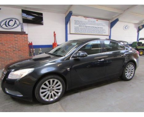 Make &amp; Model: Vauxhall Insignia SE 128 CDTIDate of Reg: MF60 YPRColour: Blackcc: 1956MoT: 21-09-2021Fuel Type: DIESELMile
