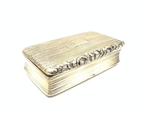 William IV silver rectangular snuff box with gilded interior and reeded decoration W7cm Birmingham 1832 Maker Nathaniel Mills