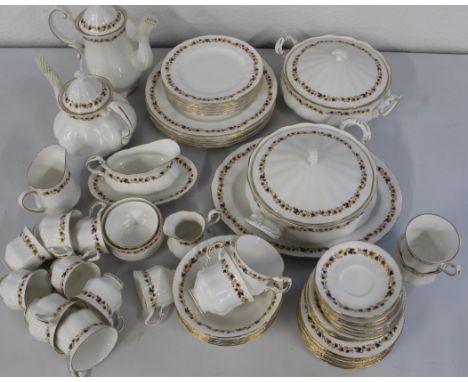 Royal Kent - Golden Glory part dinner / tea service, 65 pieces including tureens, coffee and tea pot, cups saucers plates bow