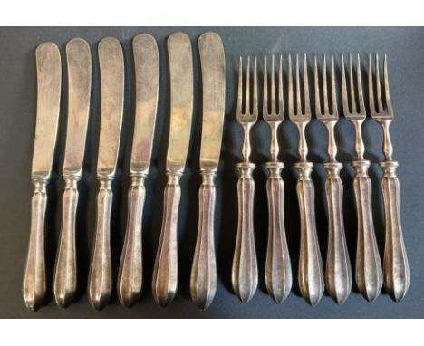 6 silver handled butter knives &amp; forks and cased set diamond cut 22ct gold plated cufflinks, tie pin, pen &amp; keyring