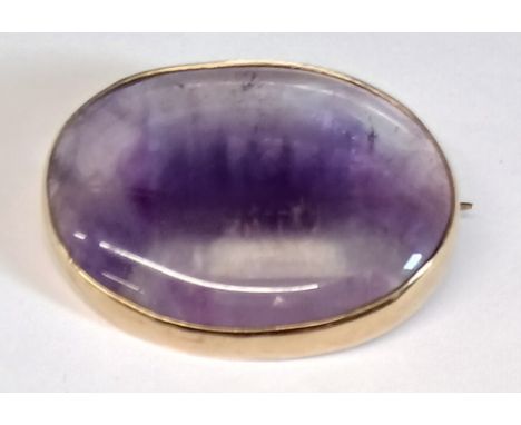 9ct gold oval amethyst brooch 36mm x 26mm
