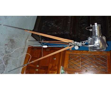 Mounted stage light on tripod