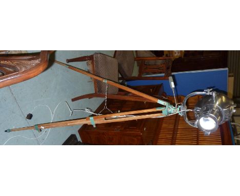 Mounted stage light on tripod