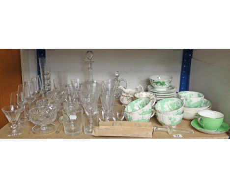 A Royal Worcester green &amp; white dragon twenty-two-piece part tea service; &amp; various other items of decorative china &