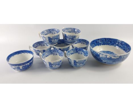 Blue and white china to include 7 SPODE ITALIAN breakfast cups, a WEDGWOOD bowl 20cm dia and a sugar bowlApprox 9 pieces