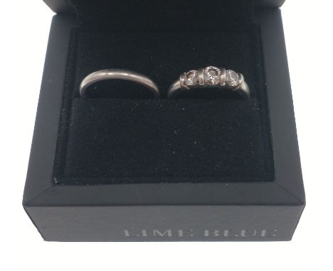 A platinum engagement ring set with 3 diamonds, and wedding band set, size K, gross weight 7.55gApprox 1 pieces