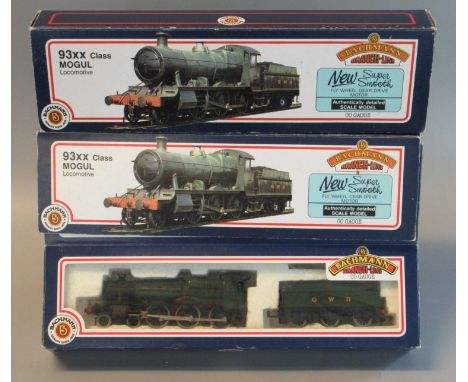 Bachmann 'Branch Line' OO gauge 460 Manor class locomotive and tender in GWR livery, with original box. Together with two sim