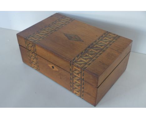 A Tunbridge ware style Victorian trinket box - 11x18x28cm 