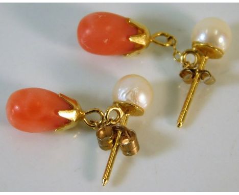 A pair of 9ct gold mounted coral &amp; pearl earrings 1.6g