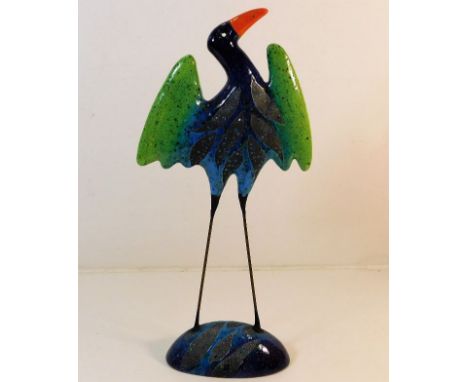 A Raku ceramic sculpture of a bird by Raymond Kingham