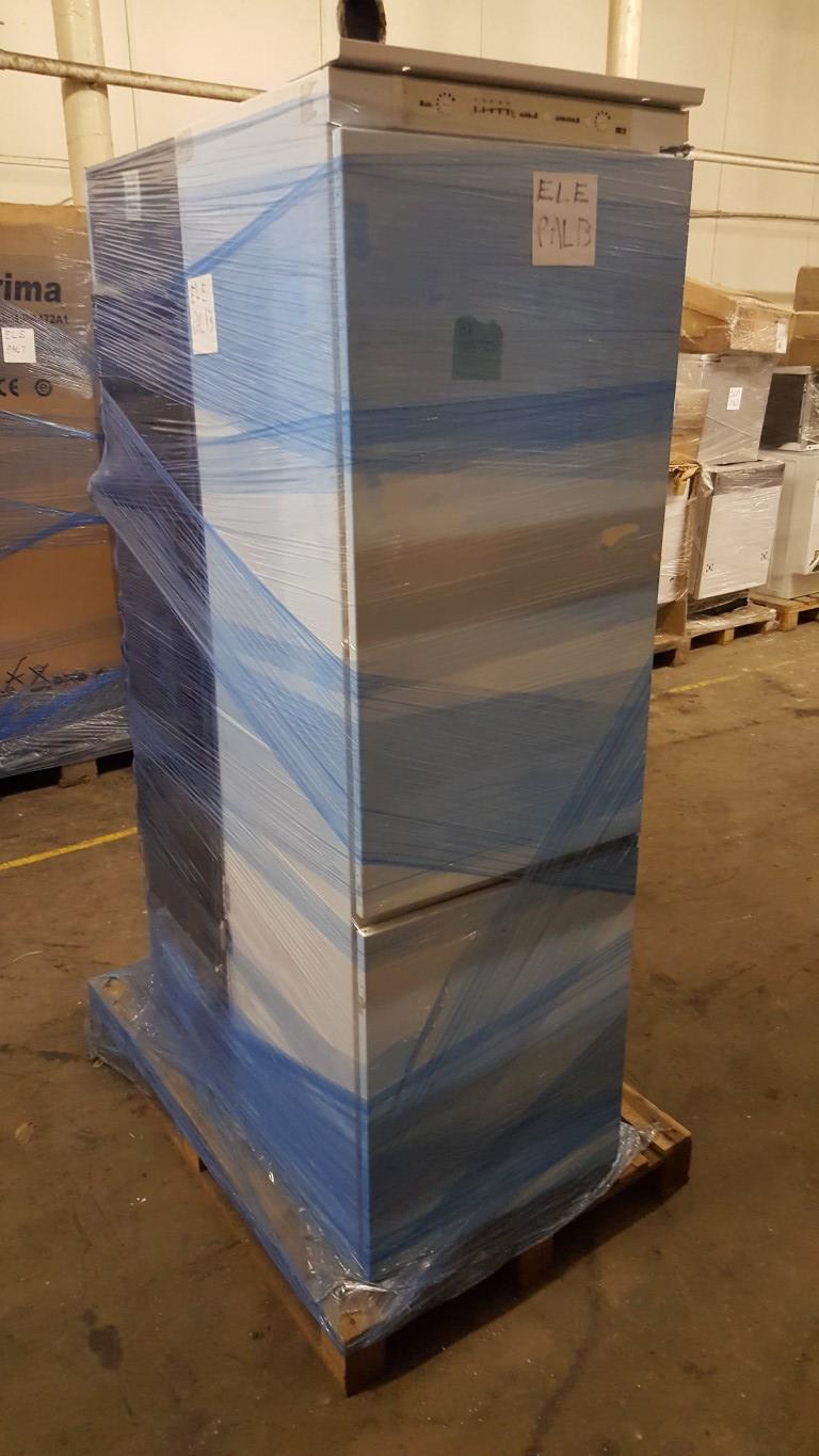 1 x Assorted Pallet of Domestic Appliances Includes Fridge Freezer