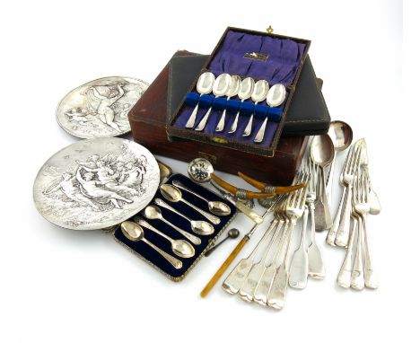 λA mixed lot, comprising silver items: a cased six-piece condiment set, by The Adie Brothers, Birmingham 1936, a cased set of