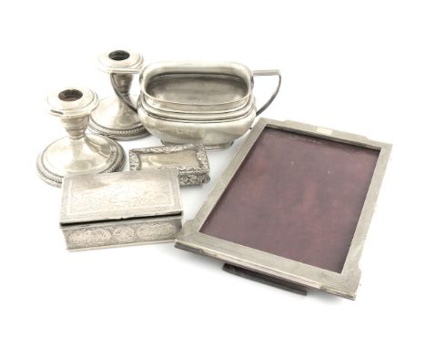 A mixed lot of silver items, various dates and makers, comprising: a Victorian snuff box, by Joseph Willmore, Birmingham 1844