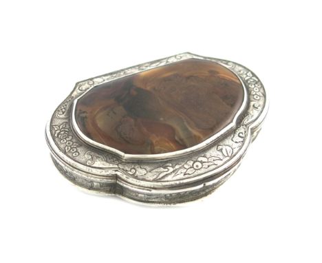 A George II silver and agate snuff box, marked to interior with a device, circa 1750, cartouche form, the hinged cover set wi