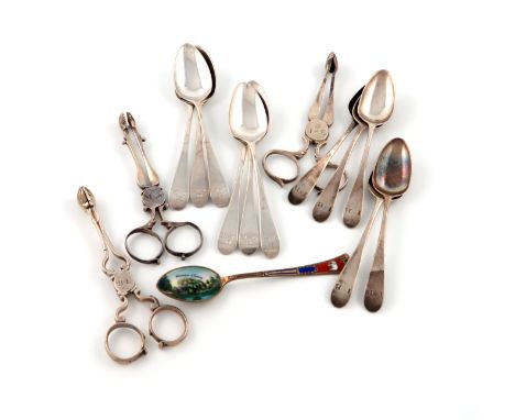 A mixed lot of silver flatware, comprising: a set of five George III old English pattern teaspoons, by Hester Bateman, London