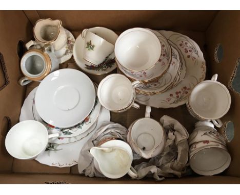 A Coleclough tea service and other ceramics 