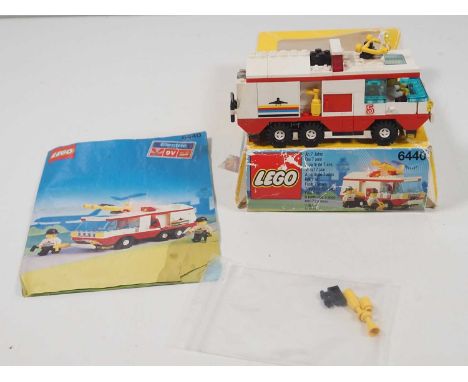 LEGO - CLASSIC TOWN #6440 Jetport Fire Squad - mostly complete with instructions and box (missing 1x1 part with light attachm