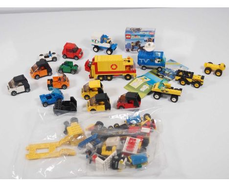 LEGO - A selection of vintage Lego vehicles to include #6661, #6693 and #2584 which is in a sealed box