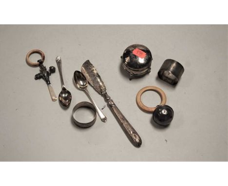 A small collection of miscellaneous items, to include trinket jar and cover, baby's rattle with teether, napkin rings etc 