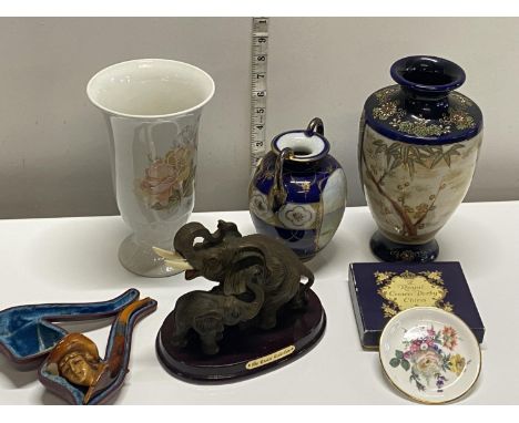 A job lot of assorted collectibles including Satsuma and Noritake, shipping unavailable