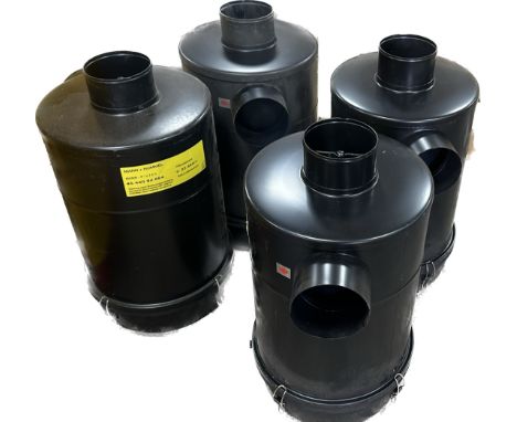 Four Mann and Hummel D71631 lorry air filters 