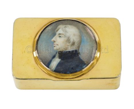 A SCOTTISH GEORGE III SILVER GILT SNUFF BOX COMMEMORATING NELSON marks of Edinburgh, circa 1810 (date letter obscured), plain