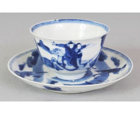 A GOOD QUALITY CHINESE KANGXI PERIOD BLUE & WHITE PORCELAIN TEABOWL & SAUCER, circa 1700, each piece painted with a mounted a