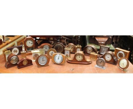 A collection of mid 20th century mantel clock, brass carriage clocks, mostly 8-day, including some Edwardian (1 box)