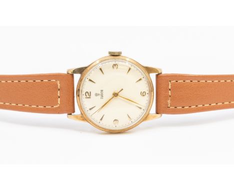 Tudor- a gentleman's vintage 9ct gold Tudor manual wristwatch, comprising a round signed textured cream dial, with applied gi