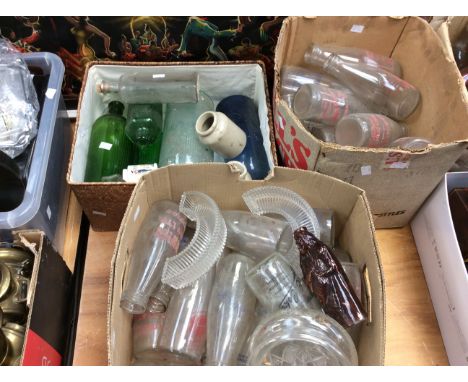 &nbsp;Large collection of vintage mid 20th century milk bottles, medicine bottles etc&nbsp;