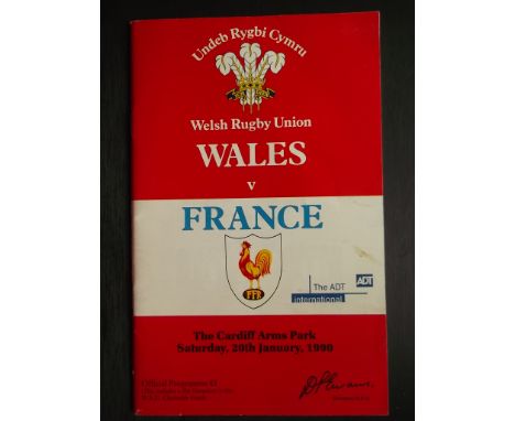 RUGBY UNION - 1990 WALES V FRANCE PROGRAMME &amp; TICKET
Slight mark on programme