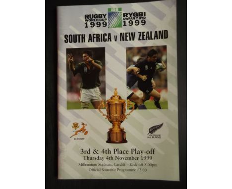 RUGBY UNION - 1999 WORLD CUP SOUTH AFRICA V N.ZEALAND PROGRAMME + TICKET
3rd &amp; 4th Play off match
Ticket folded