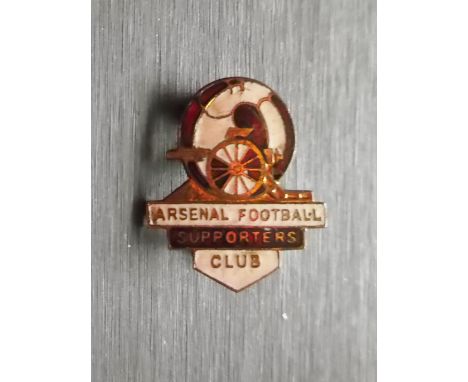 ARSENAL - VINTAGE SUPPORTERS CLUB BADGE
Makers - J Pinchers London