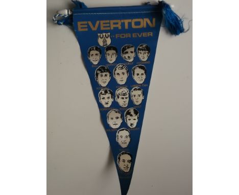 EVERTON VINTAGE PENNANT
Made by Millar Pennants