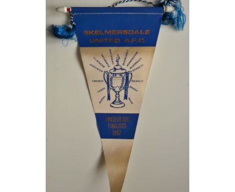 SKELMERSDALE UNITED - 1967 AMATEUR CUP FINALISTS VINTAGE PENNANT&nbsp;
Good condition