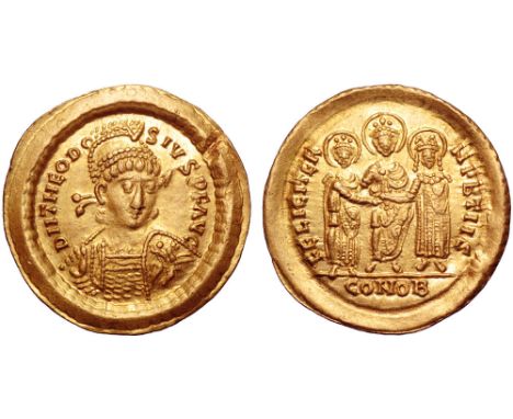 Theodosius II AV Solidus. Constantinople, October AD 437. D N THEODOSIVS P F AVG, pearl-diademed, helmeted, and cuirassed bus