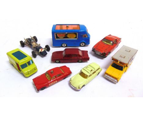 ASSORTED DIECAST MODEL VEHICLES  comprising a Corgi No.471, Karrier Bantam Snack Bar 'Joe's Diner', blue, good condition; and