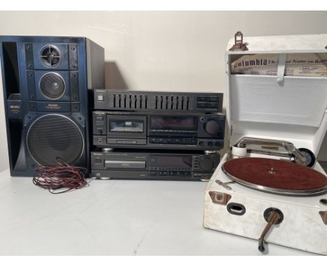 TECHNICS. Five items to include a Technics Graphic Equalizer SH-8038, a Technics Stereo Cassette Deck RS-BX707, a Technics CD