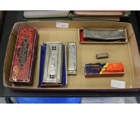 Box containing 6 Harmonica/ Hohner