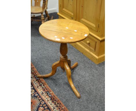 A late Victorian/ early 20th century blonde oak circular occasional table, turned tripod support 