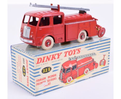 French Dinky 32E Berliet fire engine, red body, chrome ladder, red concave hubs, white tyres and detachable hose reels, excel